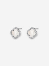 Load image into Gallery viewer, Clover Earring Silver - Pearl
