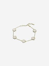 Load image into Gallery viewer, 5 Leaf Clover Bracelet - White
