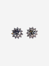 Load image into Gallery viewer, 925 Sterling Silver Moissanite Flower Stud Earring
