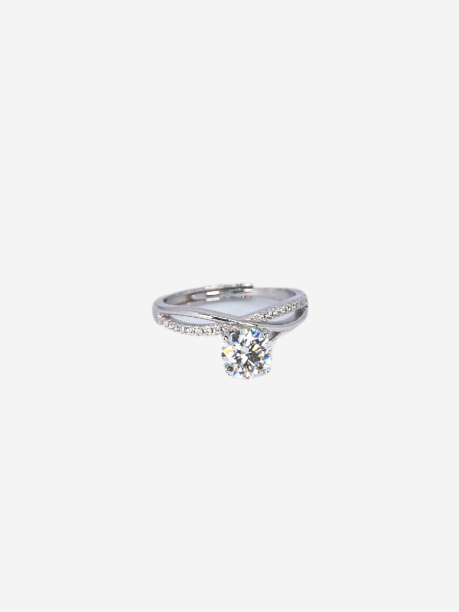 Moissanite Diamond Ring