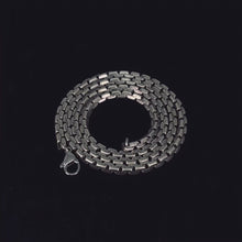 Load and play video in Gallery viewer, 3mm Aged bronze chain 50 cm
