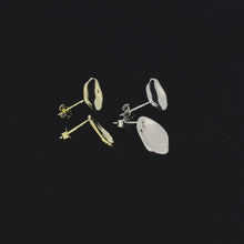 Load and play video in Gallery viewer, 925 Sterling Silver Earrings Gold
